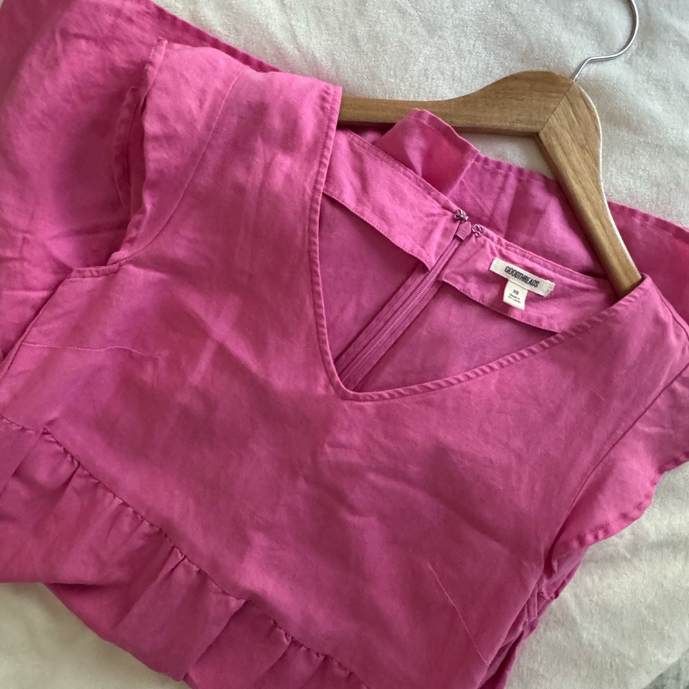 Goodthreads Fuchsia V-Neck Dress with Ruffle Sleeves